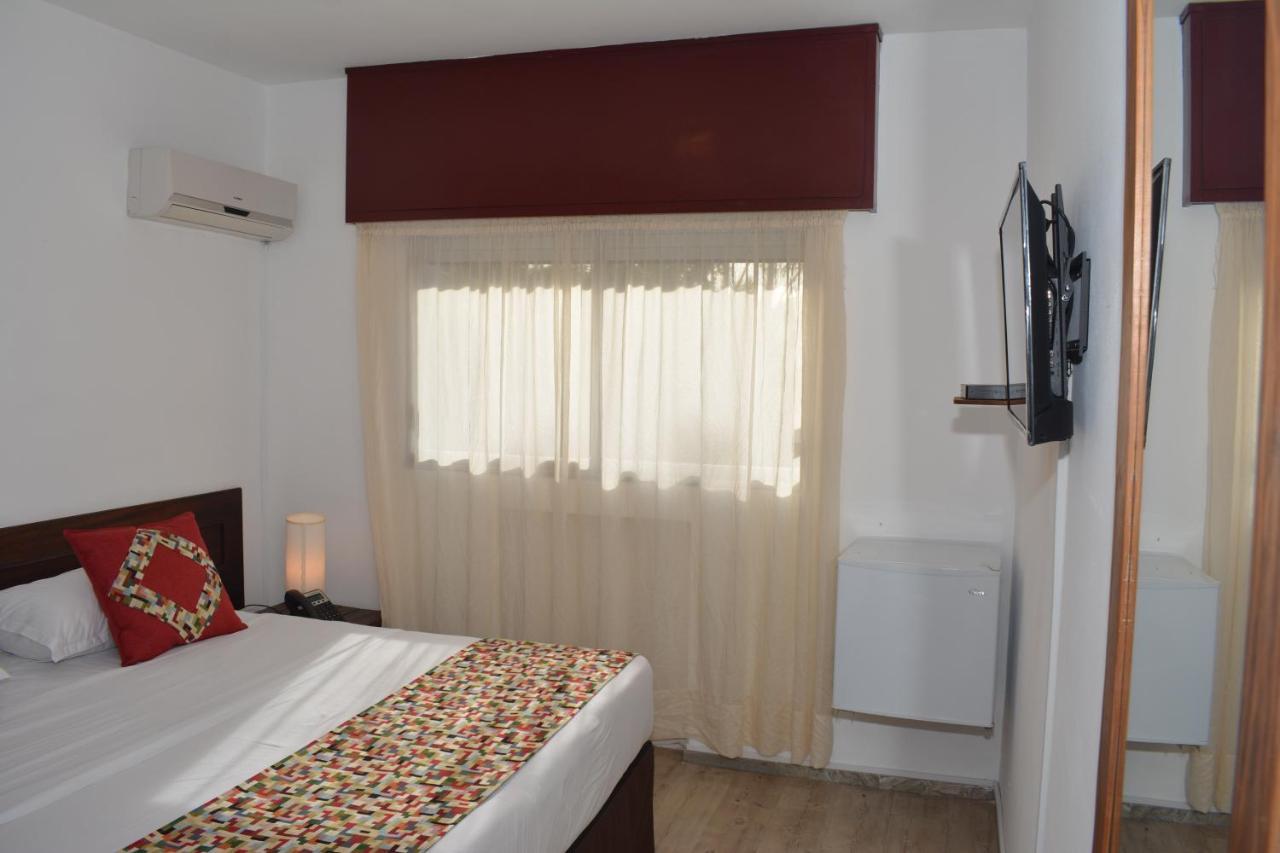 Hotel Express Мальдонадо Экстерьер фото