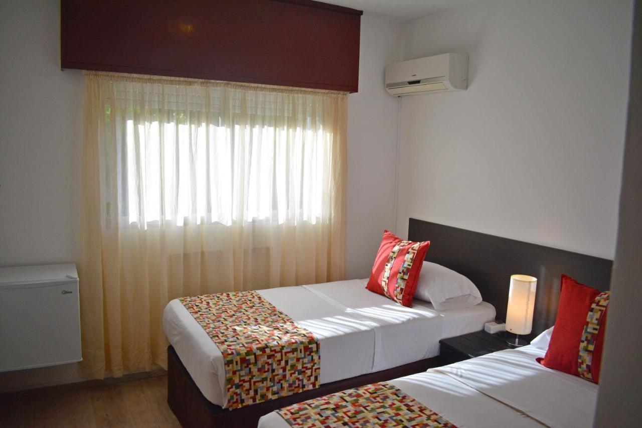 Hotel Express Мальдонадо Экстерьер фото