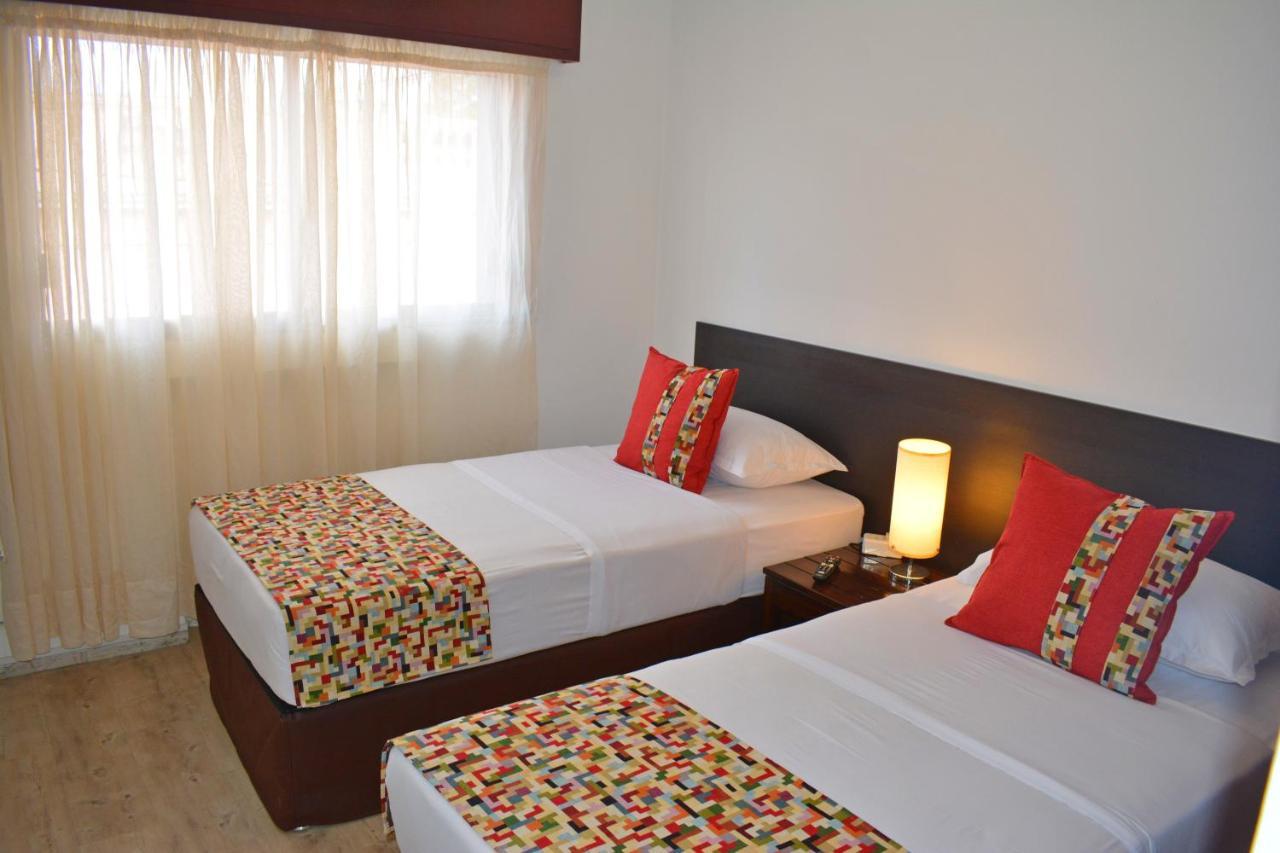 Hotel Express Мальдонадо Экстерьер фото